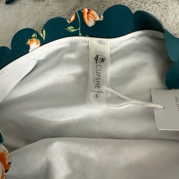 NWT Cupshe High Waisted Halter Bikini - Picture 4 of 9